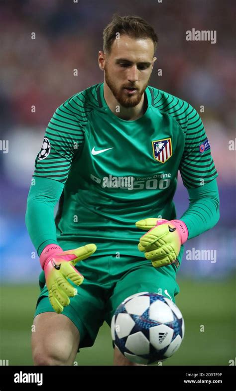 Atletico Madrid goalkeeper Jan Oblak Stock Photo - Alamy