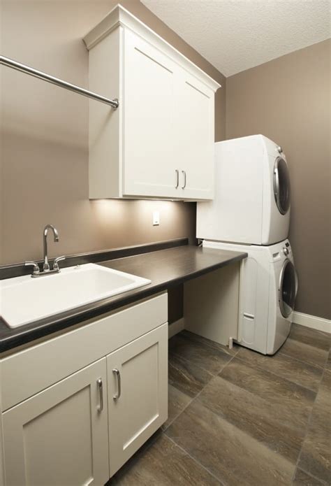 20 Laundry Rooms with Stackable Washer and Dryer (Photo Ideas) - Home Stratosphere