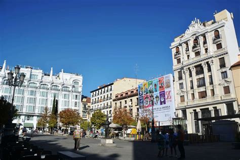 Plaza de Santa Ana en el Barrio de las Letras - Mirador Madrid