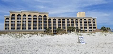 COURTYARD BY MARRIOTT JACKSONVILLE BEACH OCEANFRONT - 104 Photos & 66 ...