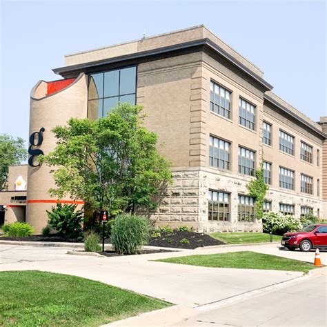 Hotel Grinnell | Go Back to School + Stay Awhile - Des Moines Parent