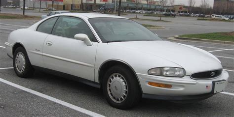 1995 Buick Riviera Base - Coupe 3.8L V6 auto