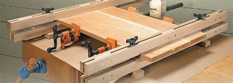 Adjustable cauls for gluing up panels From Woodsmith Woodworking Clamps, Woodworking Skills ...