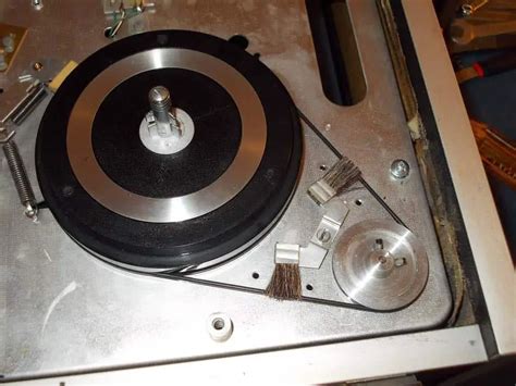 How To Measure A Turntable Belt - VacationVinyl.com