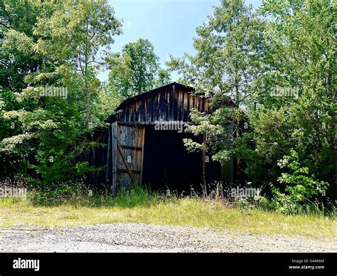 Old Abandoned Barn Stock Photo - Alamy