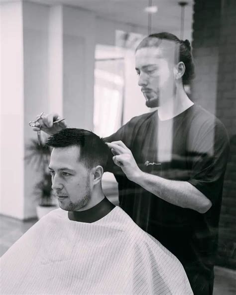 How To Use Hair Clippers To Cut Men’s Hair: Mastering Clippers - 2024