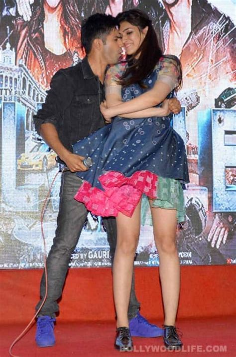 Varun Dhawan and Kriti Sanon promote Dilwale looking EXCEPTIONALLY CUTE ...