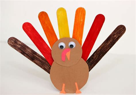 19 Easy Thanksgiving Crafts for Preschoolers