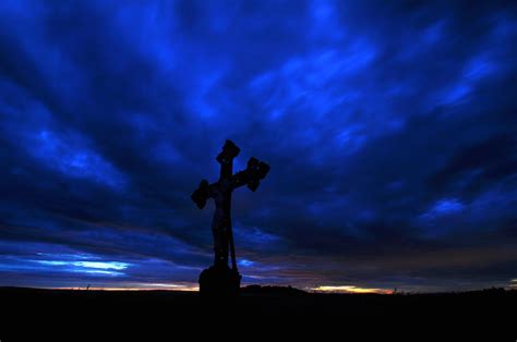 Night cross by tomsumartin on deviantART