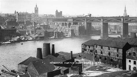 Newcastle: Historic images show 'how we used to live' - BBC News