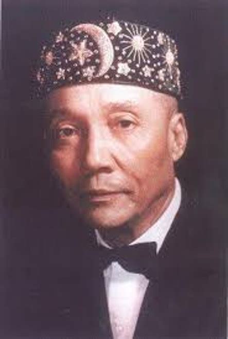 The Honorable Elijah Muhammad - GaryNoi.com