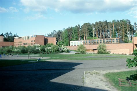 Jyväskylä University - Larry Speck