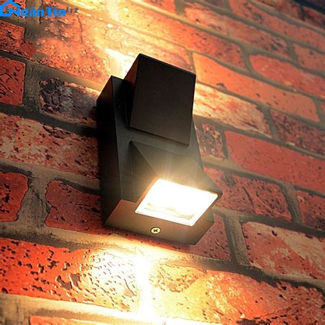 Mua Đèn Led treo tường gắn tường ngoài trời trong nhà Led 10W VNT613 ...