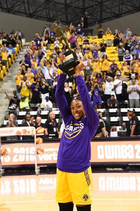 Nneka Ogwumike crowned WNBA MVP | Women's Hoops World