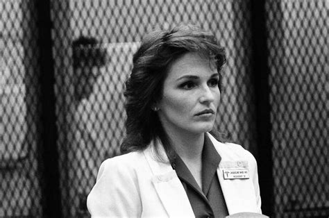 Sagan Lewis, 'St Elsewhere' star, dies at 63 after cancer battle - Houston Chronicle