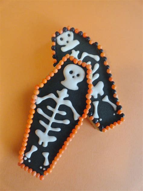 Pink Little Cake: Silly Ghost, Black cat and Coffin -Halloween Cookies