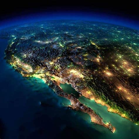 California desde el espacio (Usa, Mex) | Earth at night, Earth from space, Night on earth