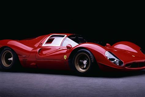 Ferrari 330 P3 Vs P4 - Frikilo Quesea