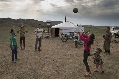 Mongolian Nomads, Nomadic life Mongolia, photos by Sven Zellner