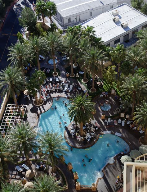 Swimming Pool, Hilton Grand Vacations on the Las Vegas Str… | Flickr