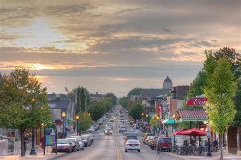 Bloomington Funeral Homes, funeral services & flowers in Indiana