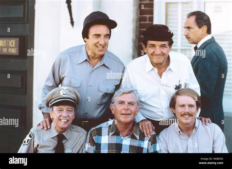 RETURN TO MAYBERRY, front from left: Don Knotts, Andy Griffith, Ron ...