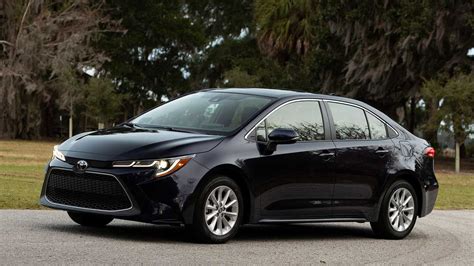 2020 Toyota Corolla Sedan First Drive: The Safe Choice