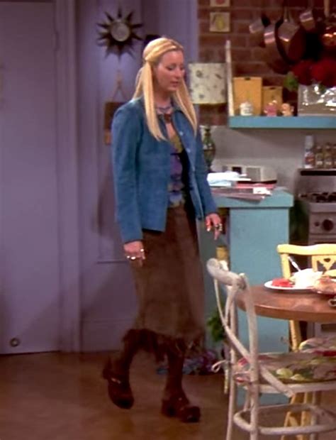 656 Outfits Phoebe Buffay Wore On 'Friends' | Fashion Paradoxes ...