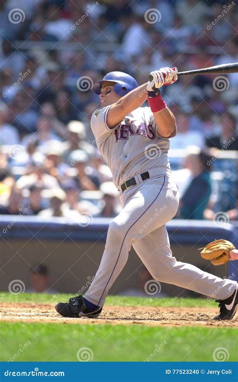 Ivan Rodriguez editorial image. Image of ivan, game, rangers - 77523240