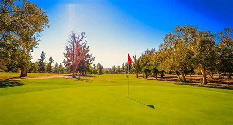 Altadena Golf Course - Pacific Coast Golf Guide