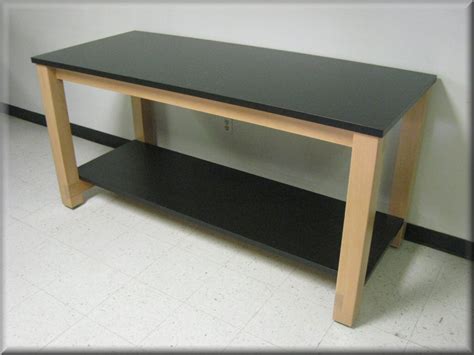 Gallery Spotlight: Lab Tables and Furniture - RDM Industrial Products