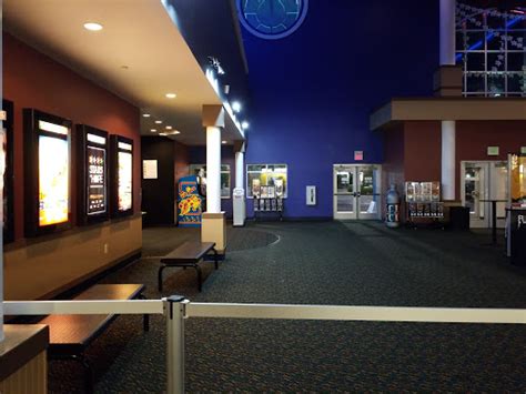 Movie Theater «Regal Cinemas Hamilton Commons 14», reviews and photos ...