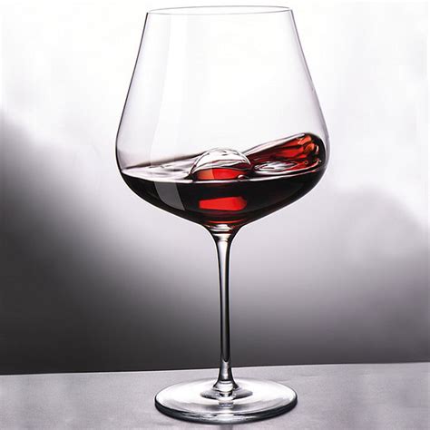 Are you a wine lover ? See everything you need to Know about Red wine glasses - Nightlife.ng ...