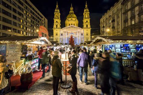 WOW! The Christmas Market at St Stephen's Basilica chosen the most ...