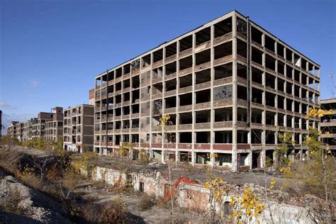 Detroit - A City Being Abandoned