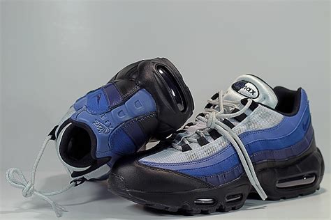 SNEAKER BISTRO - Streetwear Served w| Class: Nike Air Max 95 Essential ...