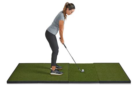 Best Golf Mat In 2024 For Backyard & Garage Practice