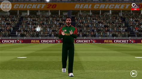 Mobile Cricket game - YouTube