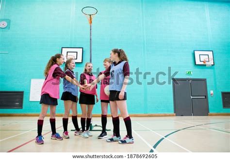 476 Girl Netball Stock Photos, Images & Photography | Shutterstock