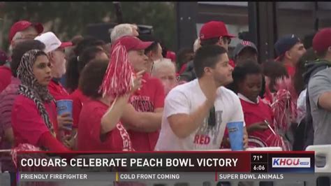 Cougars celebrate Peach Bowl victory | khou.com