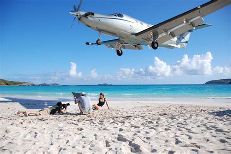 Caribbean Island Hopping with Tradewind Aviation