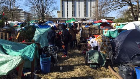 Victoria homeless tent city campers facing injunction - British ...