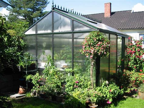 Best Polycarbonate Greenhouse Kits | Greenhouse Emporium