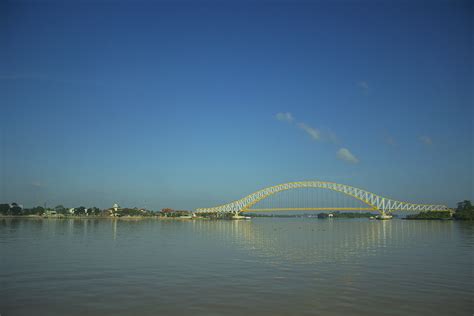 Tenggarong bridge | tejo bregas | Flickr