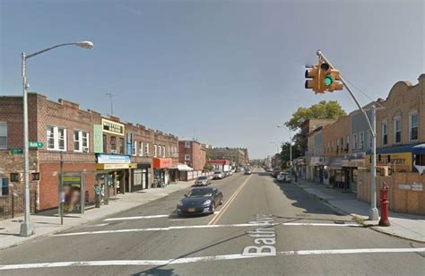 Crook breaks into Bath Beach residence while victim showers - The Brooklyn Home Reporter