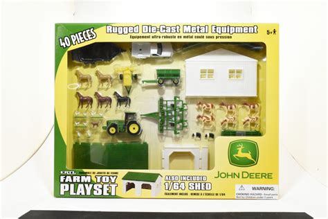 1/64 40 Piece John Deere Farm Toy Play Set With Shed, Animals, Tractor, Truck, Trailer ...