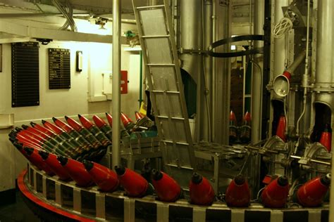 Inside the 6" turret shell room on the HMS Belfast 2007 [3888×2592] : WarshipPorn