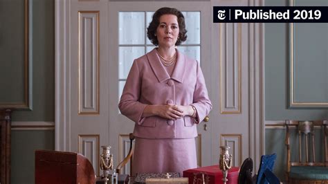 Review: ‘The Crown’ and the Burdens of a No-Drama Queen - The New York ...