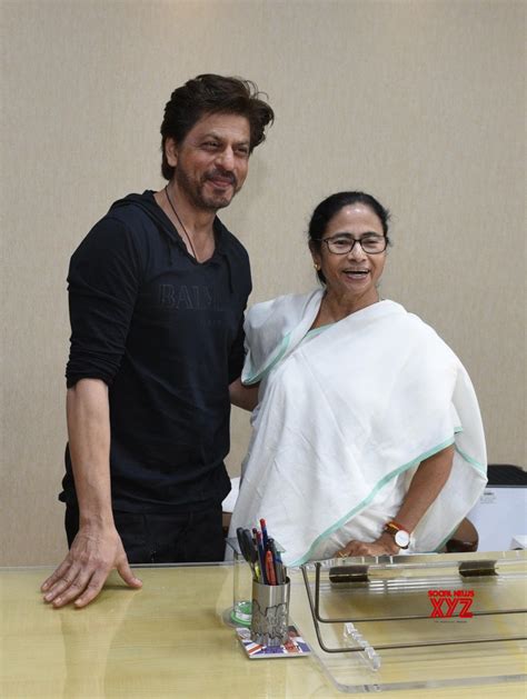 Mamata wishes Bengal brand ambassador SRK on birthday - Social News XYZ