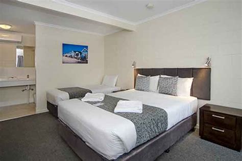 Victor Harbor City Inn | Victor Harbor Schoolies Accommodation 2024 & 2025